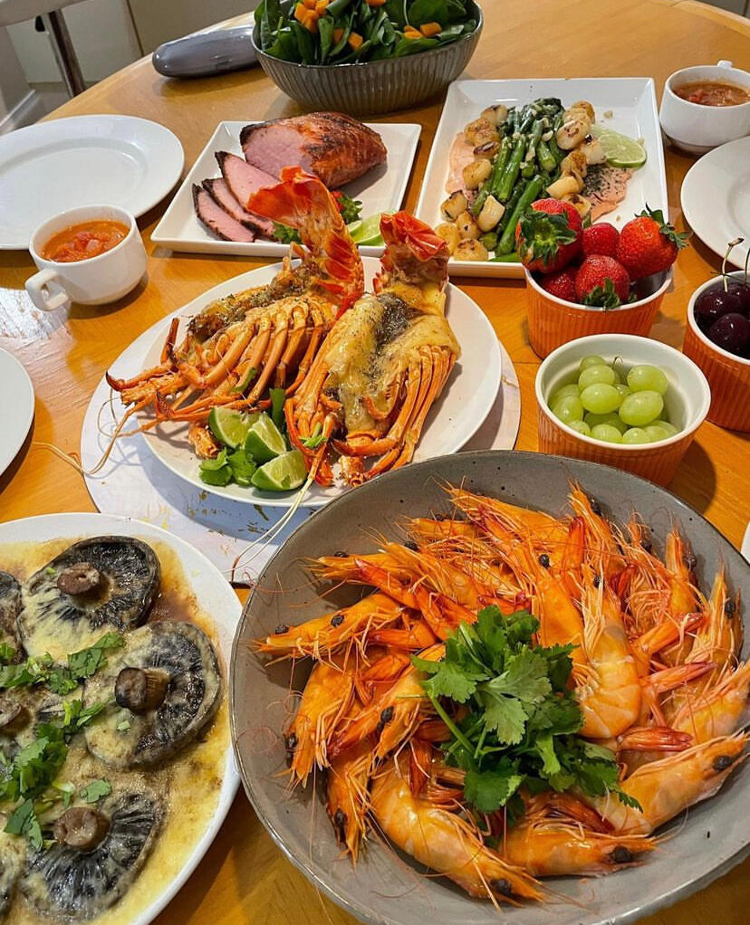 Seafood, Fruits, Meat, Vegetables